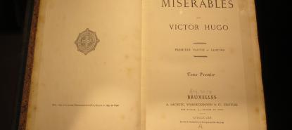 Vignette livre ouvert Les Miserables de Victor Hugo